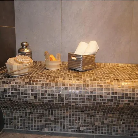 Chalet Cosy Avec Cheminee Pres Des Pistes - 4 Pers. Apartment *