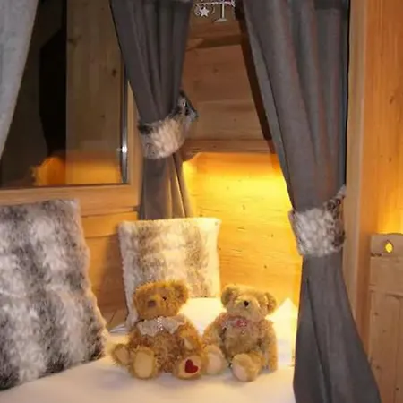 Apartment Chalet Cosy Avec Cheminee Pres Des Pistes - 4 Pers. *